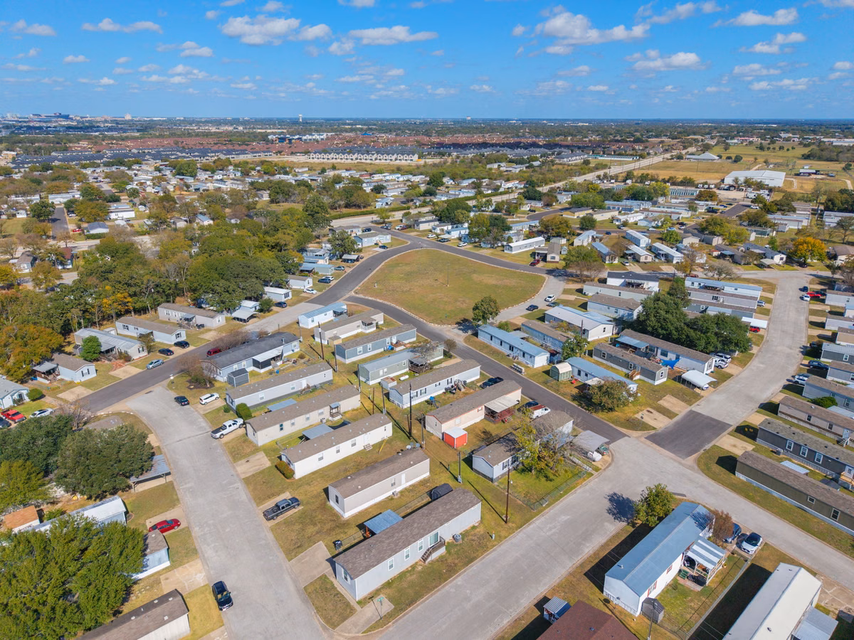 management, community amenities and clubhouse, Colorado, affordable homes for rent, lifestyle