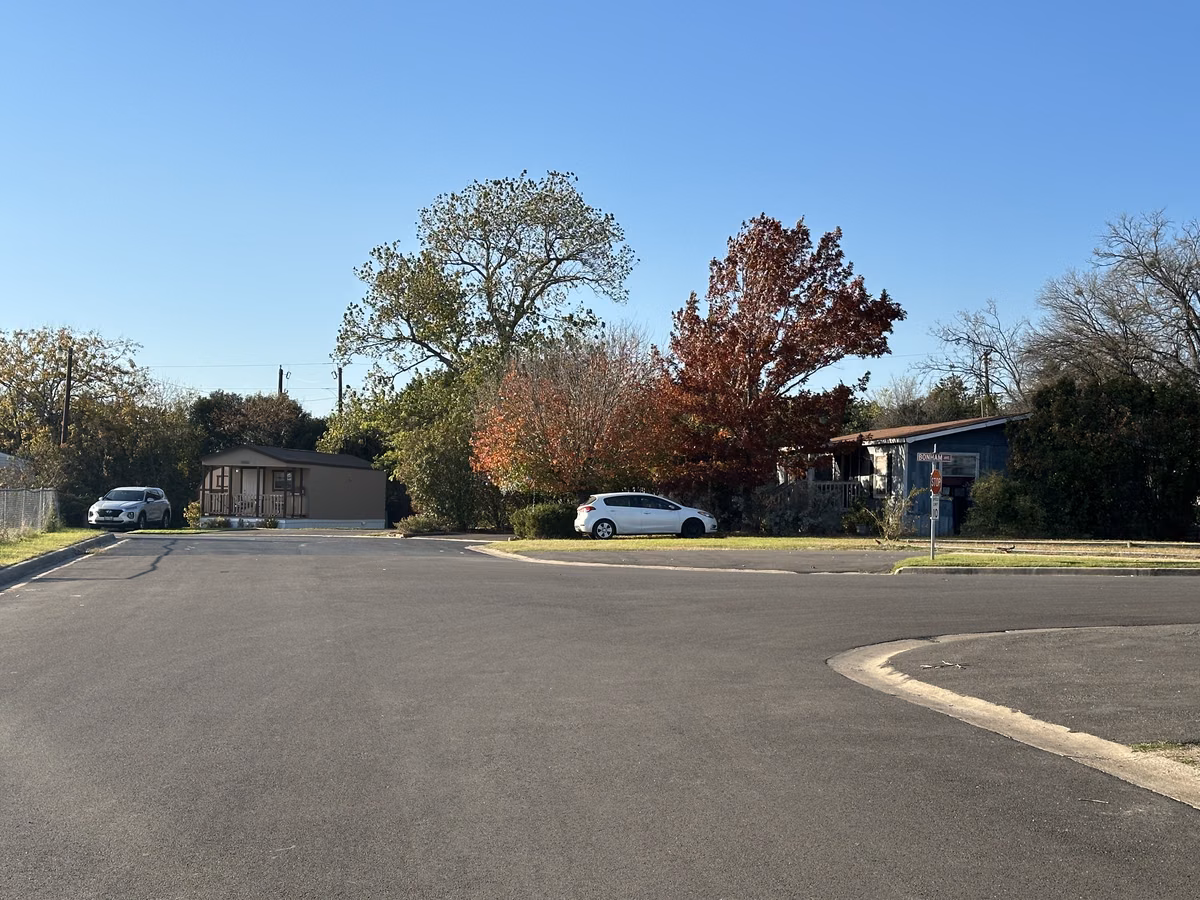 neighborhood playground and pool, homesite, affordable homes for rent, affordable, amenities