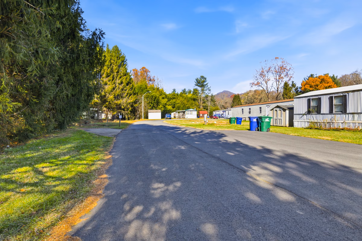 family friendly residential community, suburban, exterior, affordable, community amenities and clubhouse