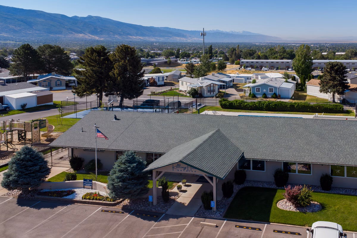 exterior, modern manufactured housing, management, playground, community amenities and clubhouse