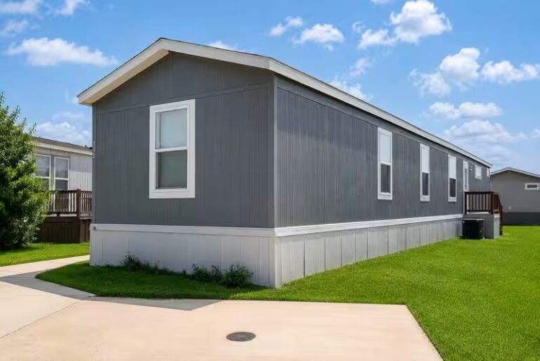 Colorado, streetscape, Virginia, affordable housing communities, community amenities and clubhouse