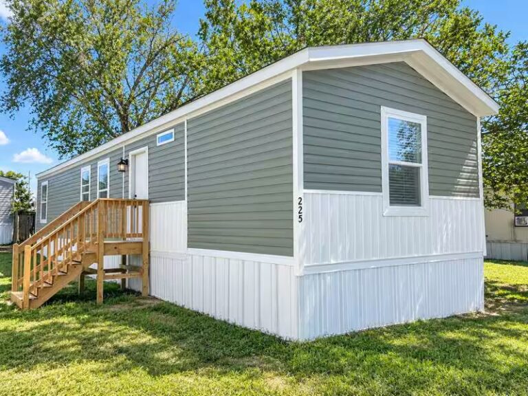 modern manufactured housing, neighborhood playground and pool, clubhouse, Utah, affordable