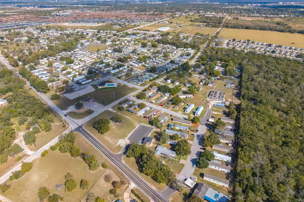 Arizona, streetscape, Virginia, welcoming neighborhood setting, land lease community homesite